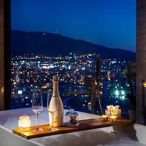 https://grand-millennium.sofiahotelsbg.com